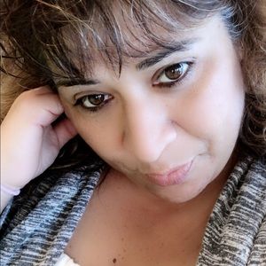 Meet your Posher, Annette